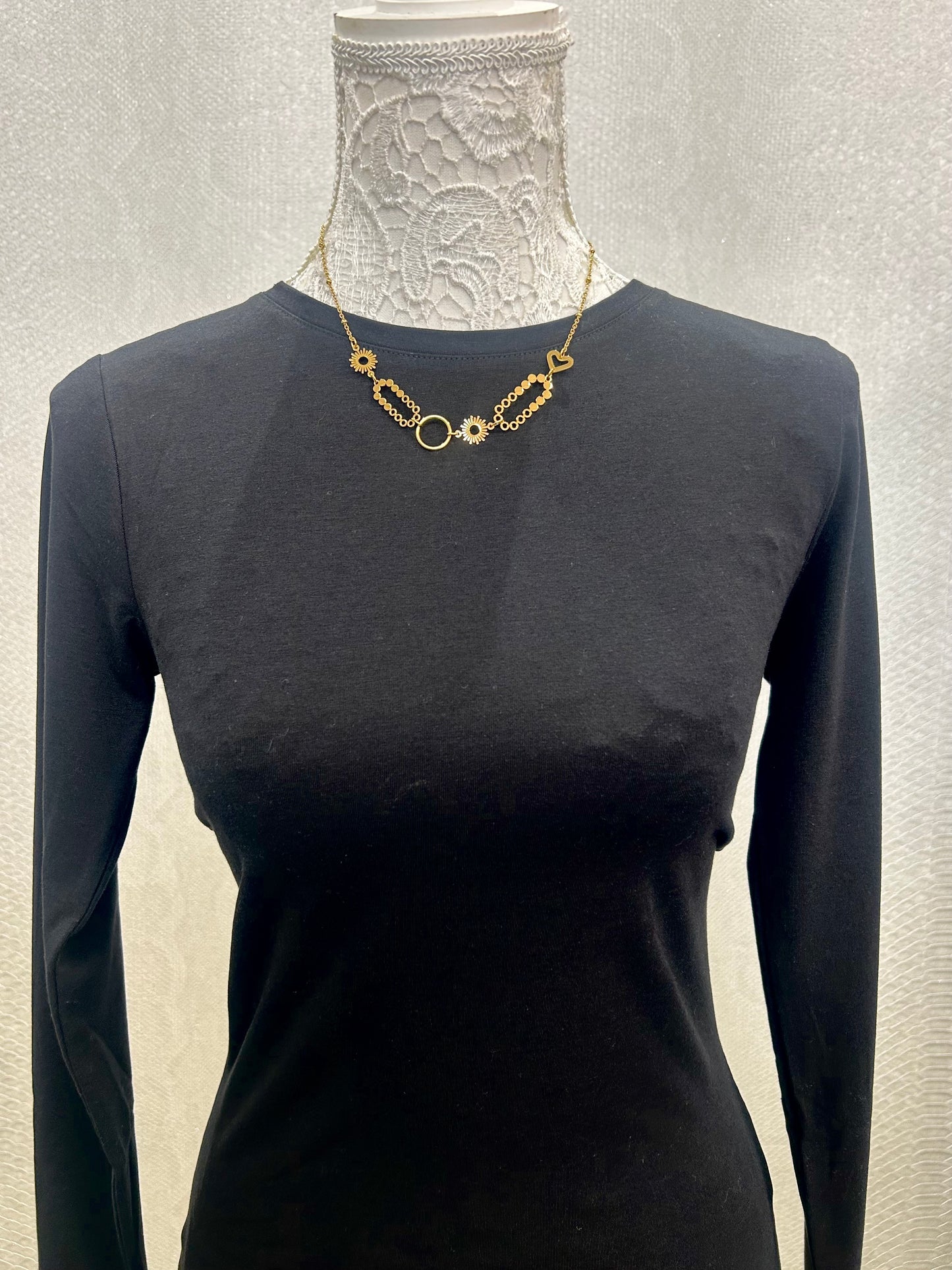 GISELLE STAINLESS STEEL STATEMENT NECKLACE