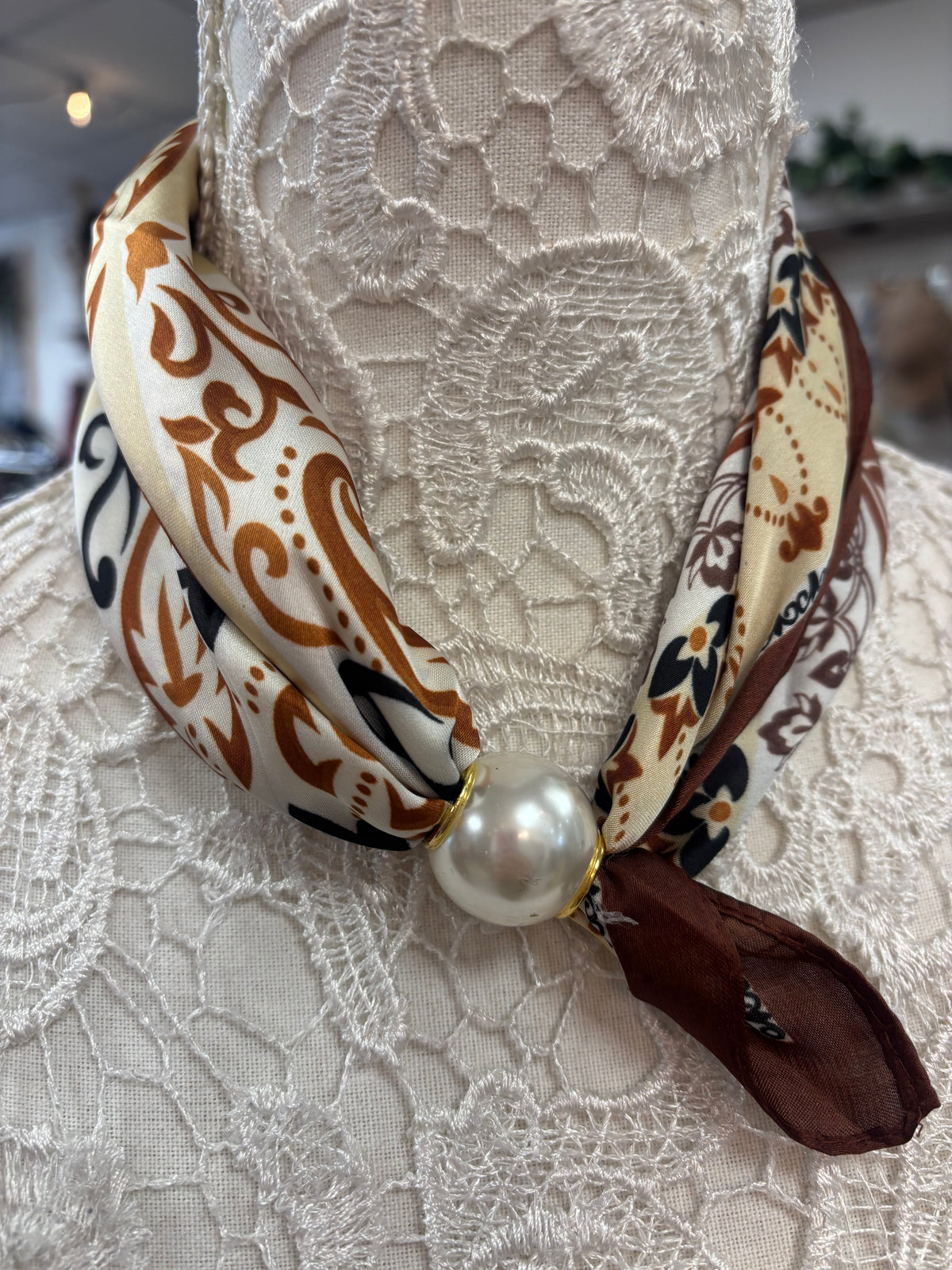 Harper pearl scarf