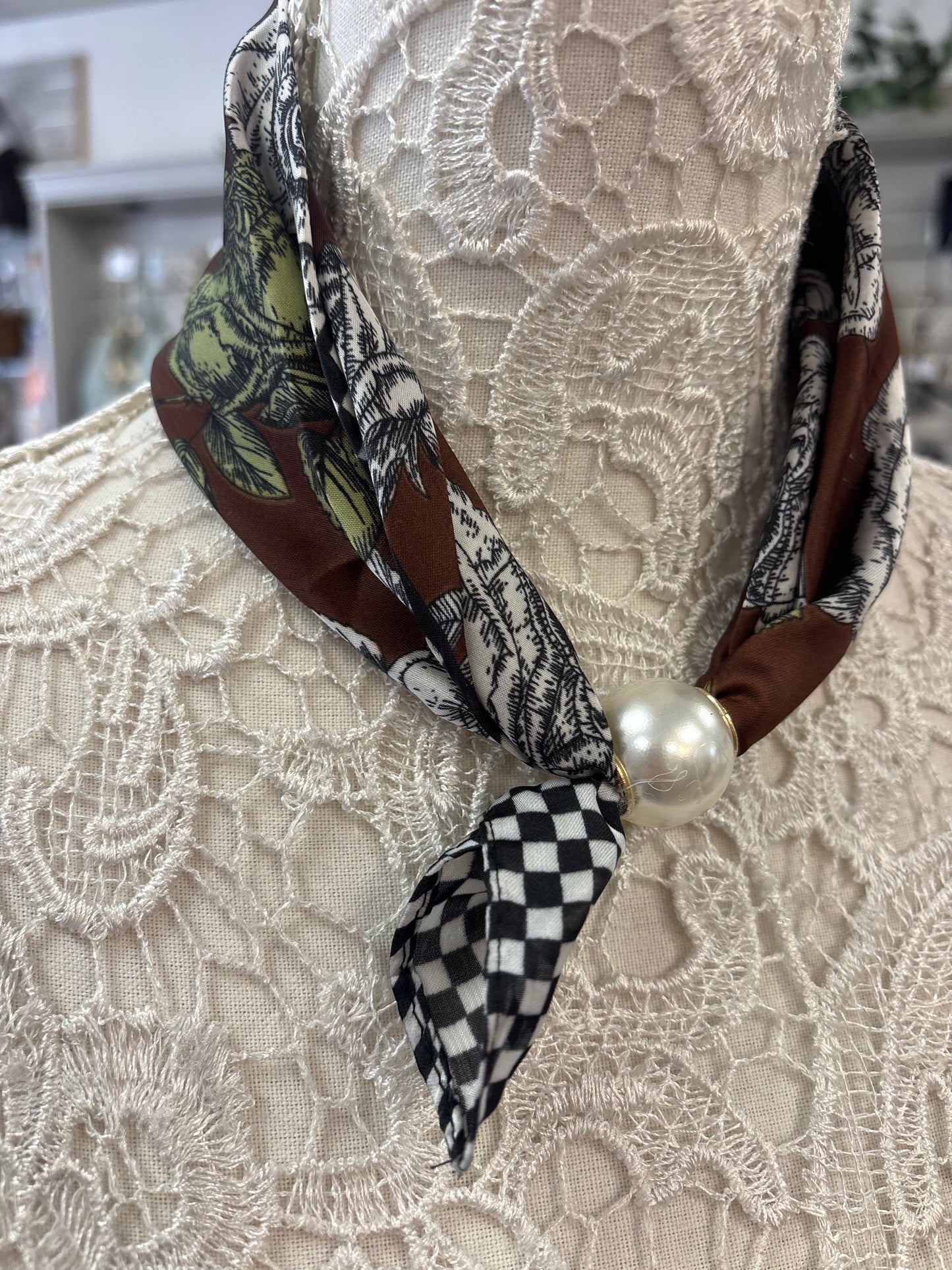 Fable scarf