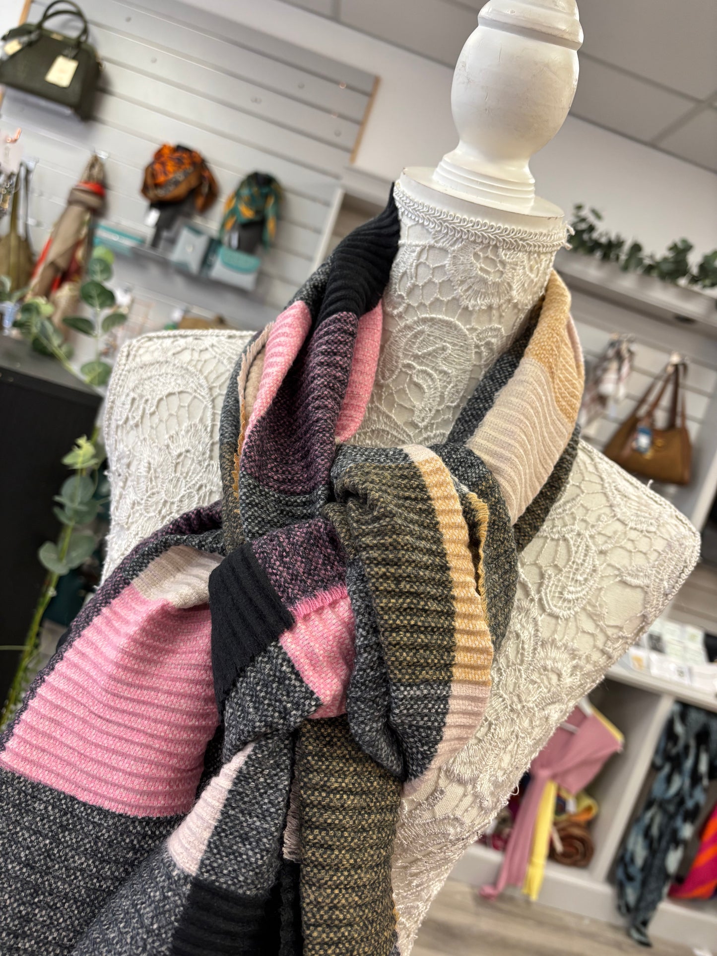 Rita Scarf