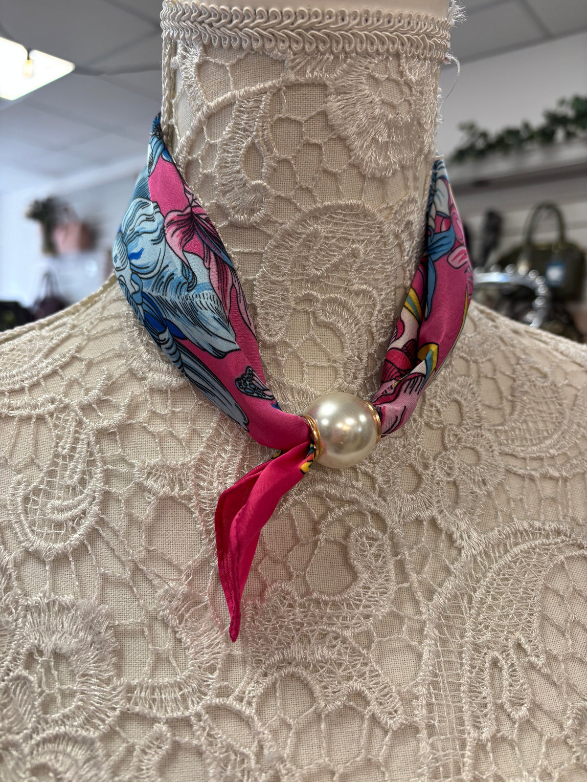 Seren pearl scarf