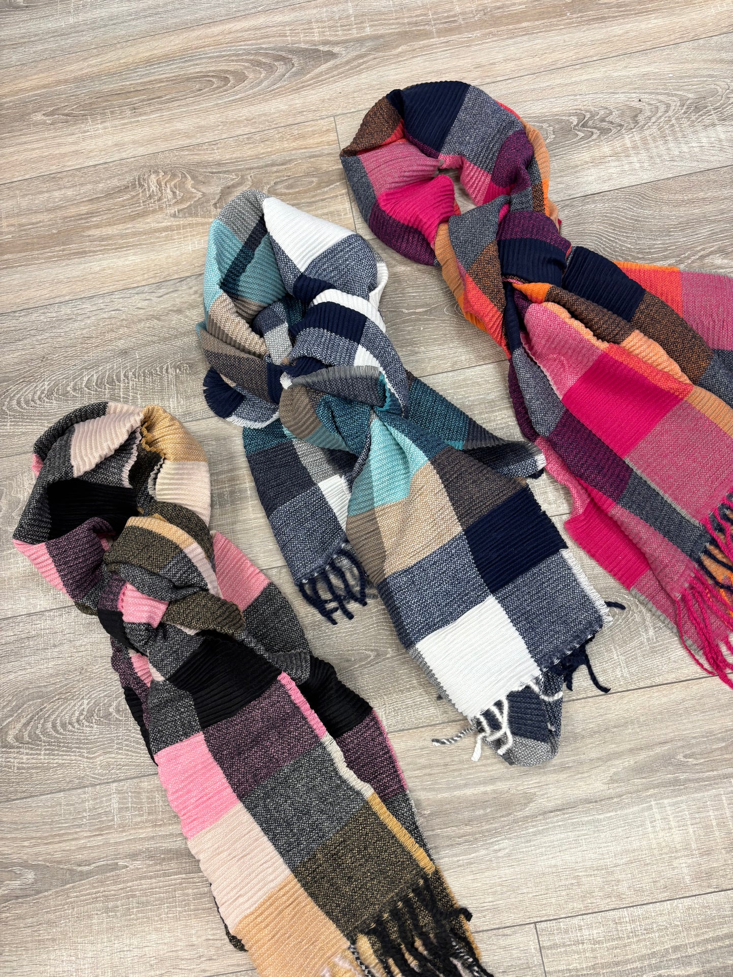 Rita Scarf