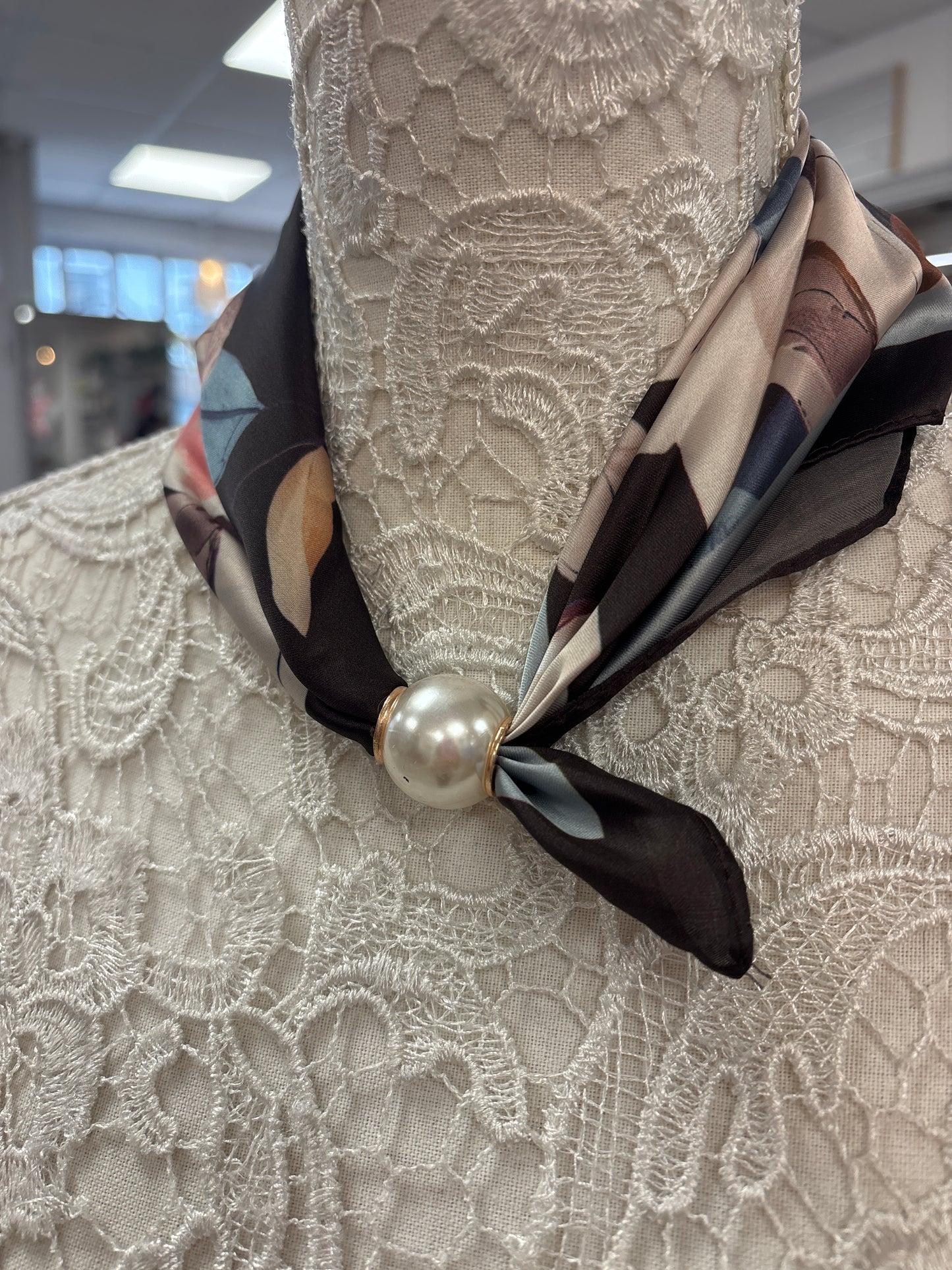 Charlie Pearl scarf