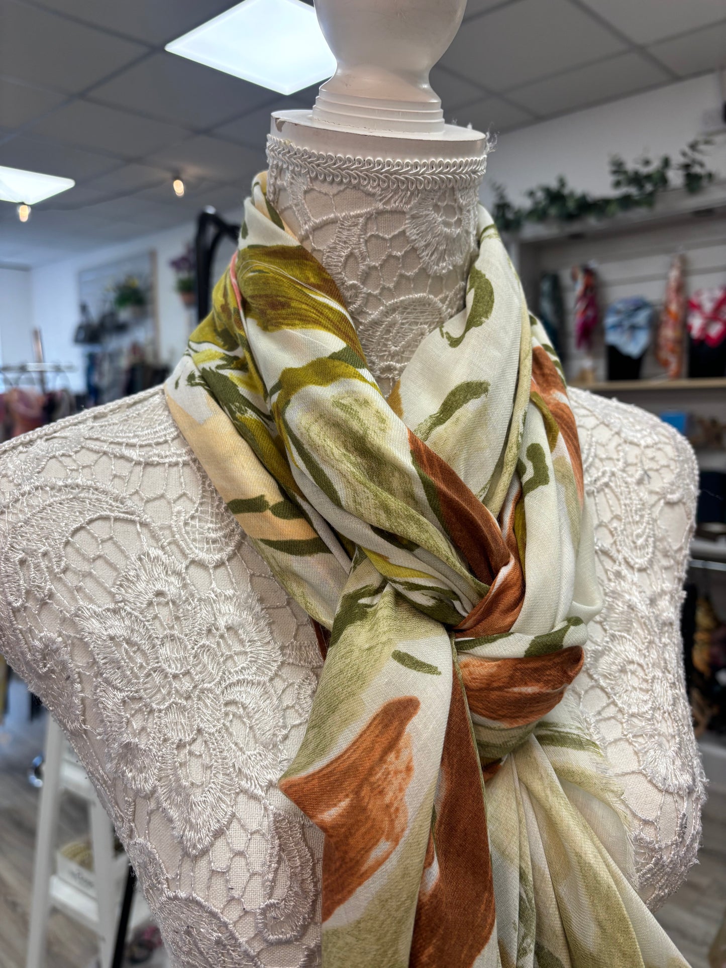 Quinn olive light weight scarf
