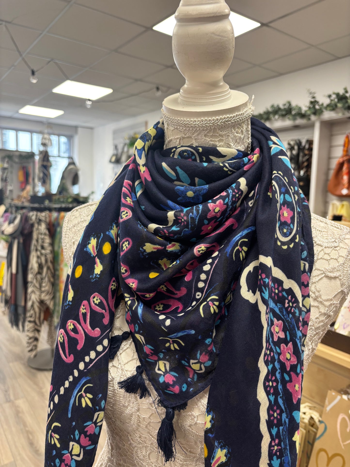 Emmi tassle scarf