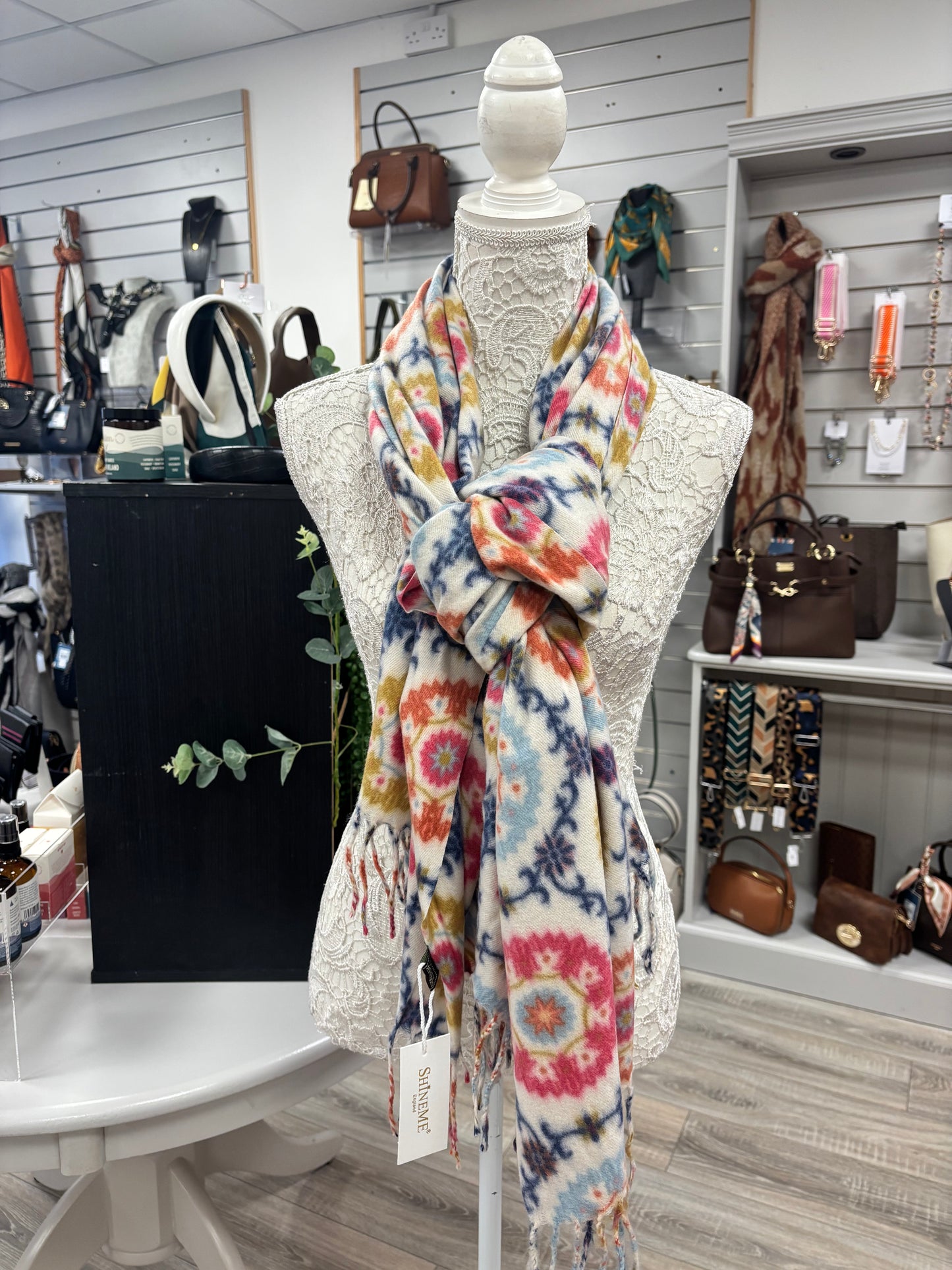 Bella floral fleece weight scarf