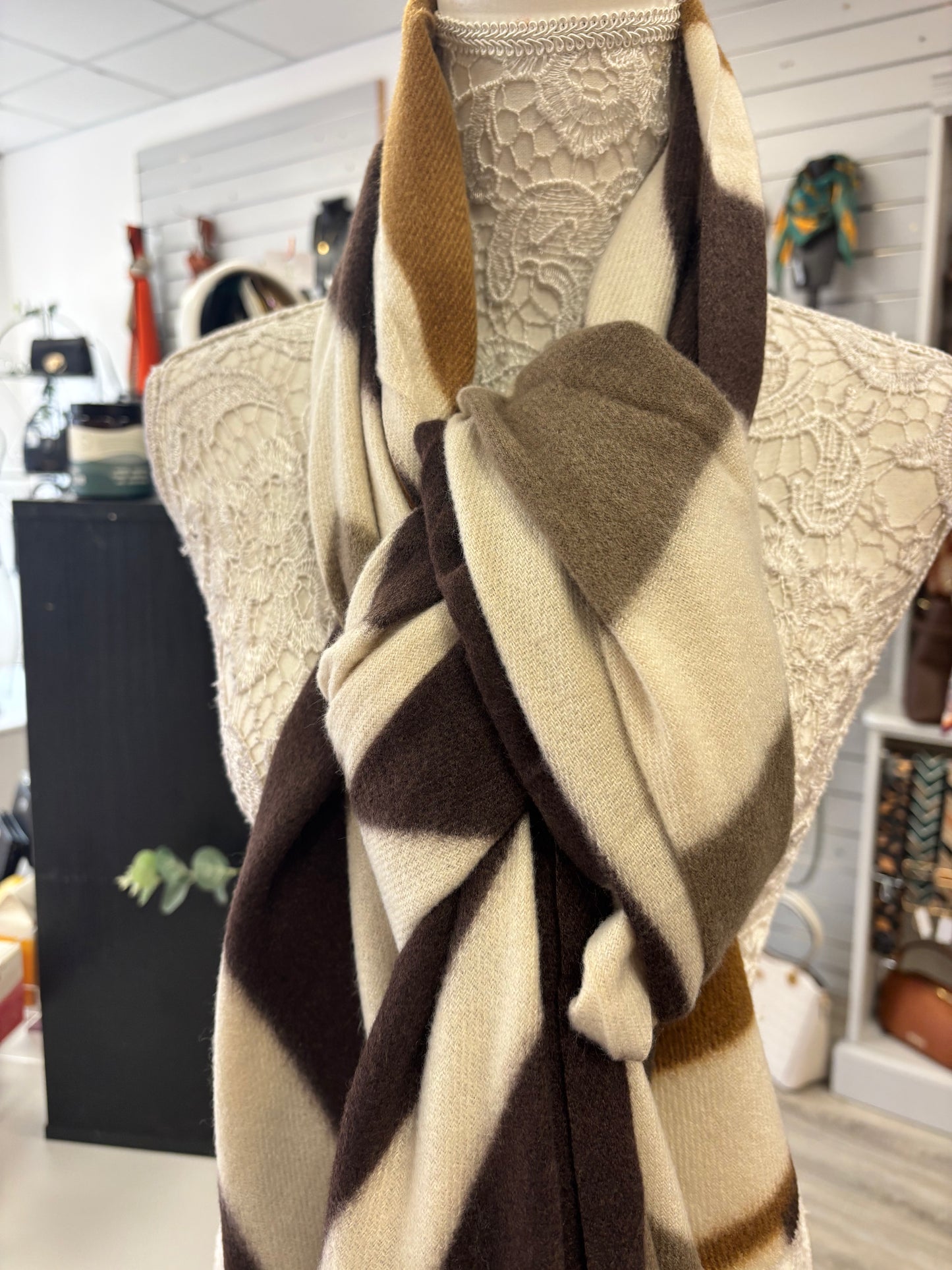 Bonnie fleece scarf
