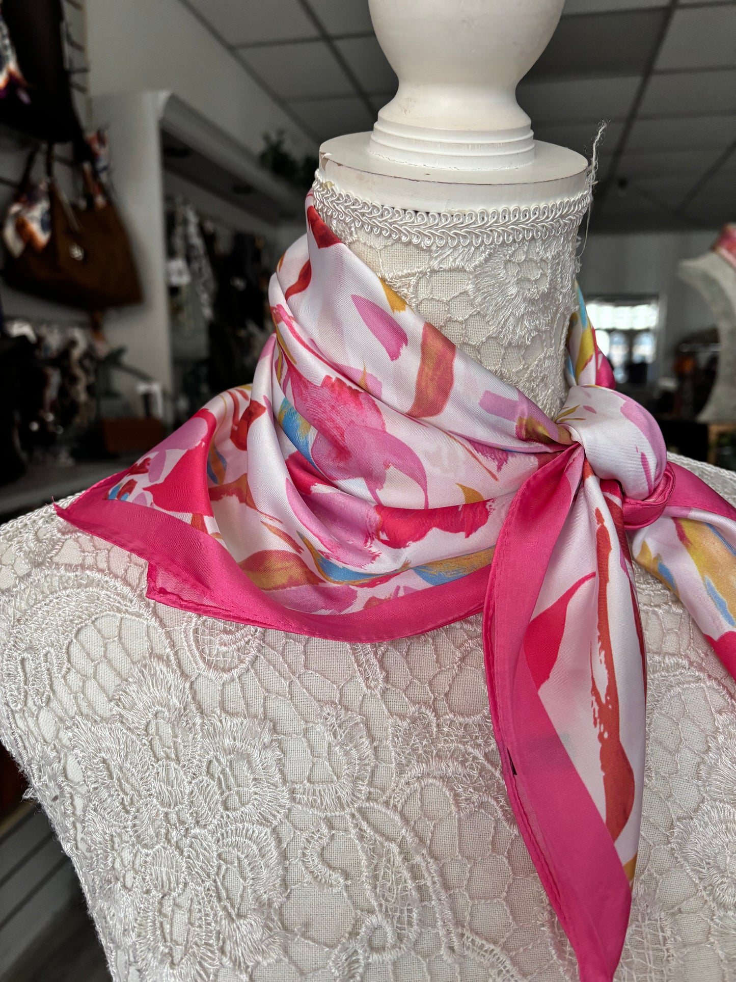 Gina square scarf 70 x 70 cm