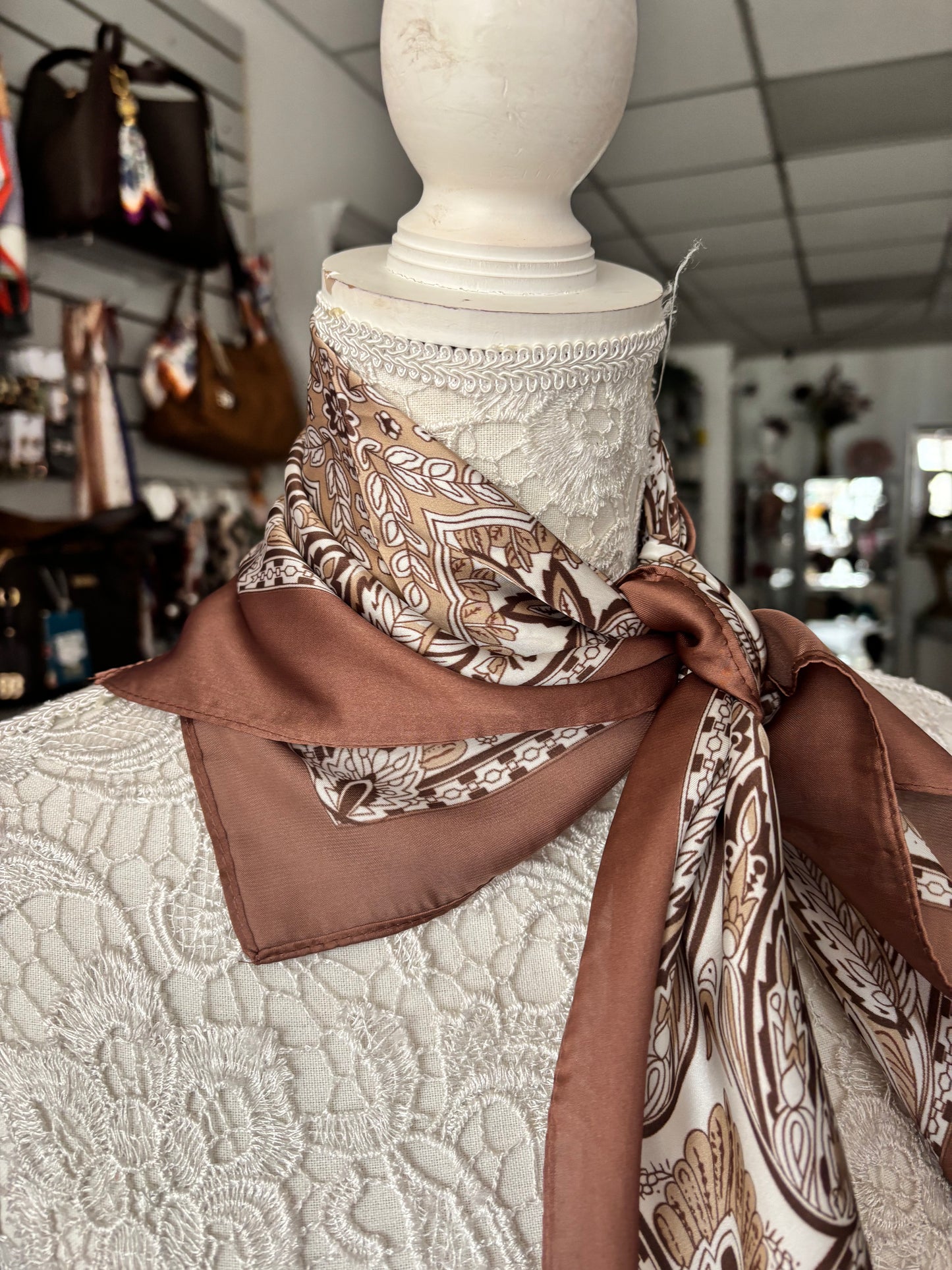 Olive Scarf touch silk 70x70 bandana pattern