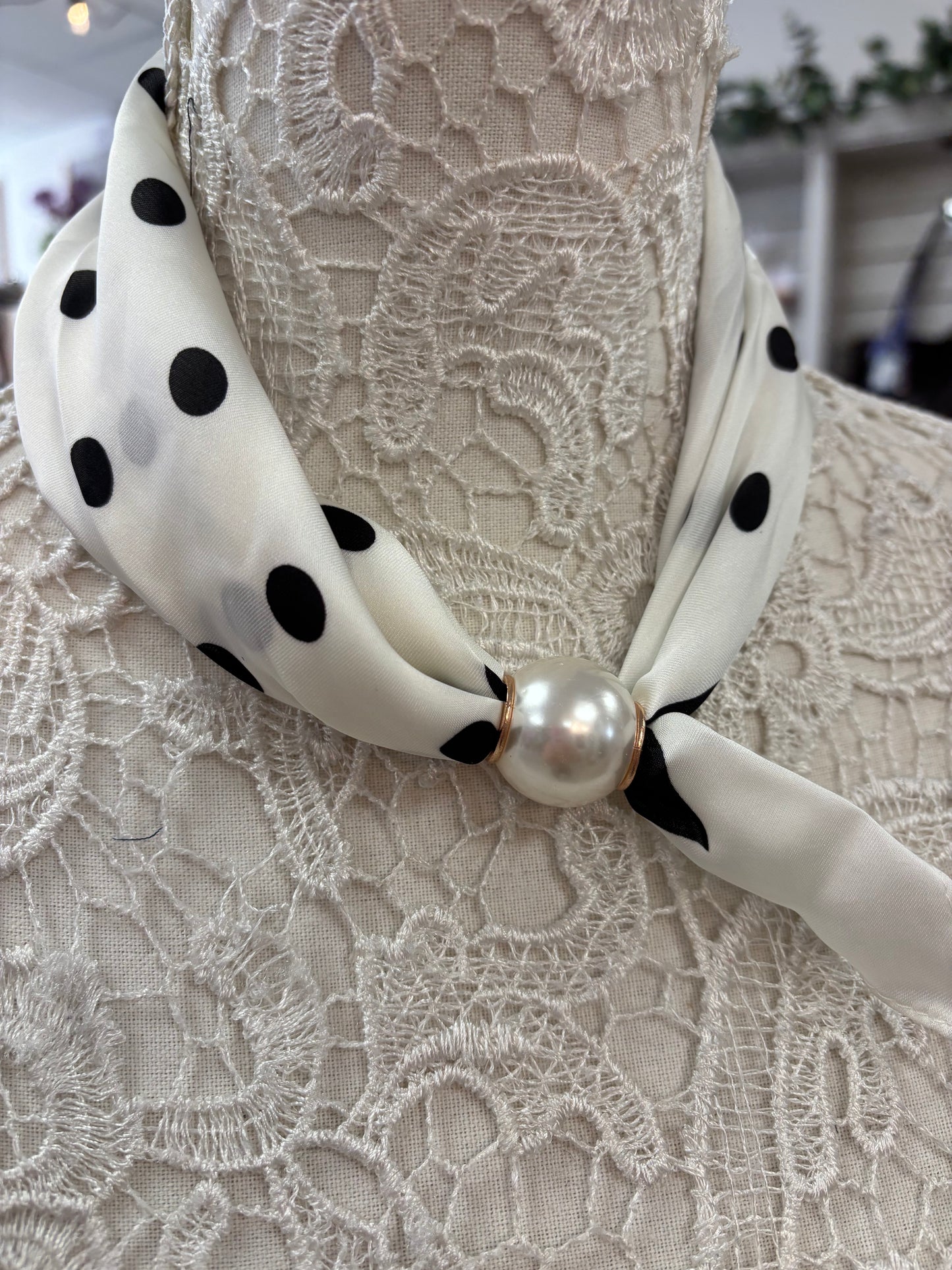 Polka dot Polyester scarf with magnetic bead,