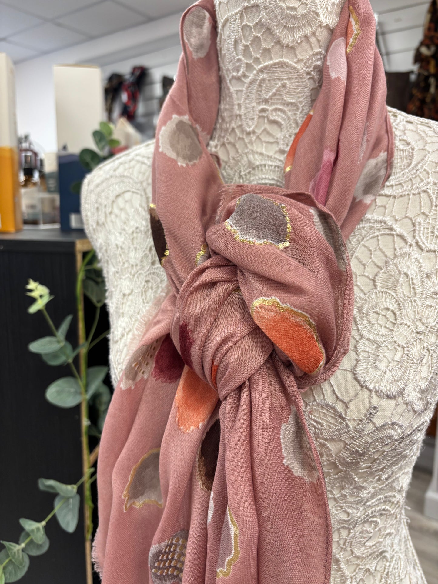 Bonnie light weight Autumn scarf