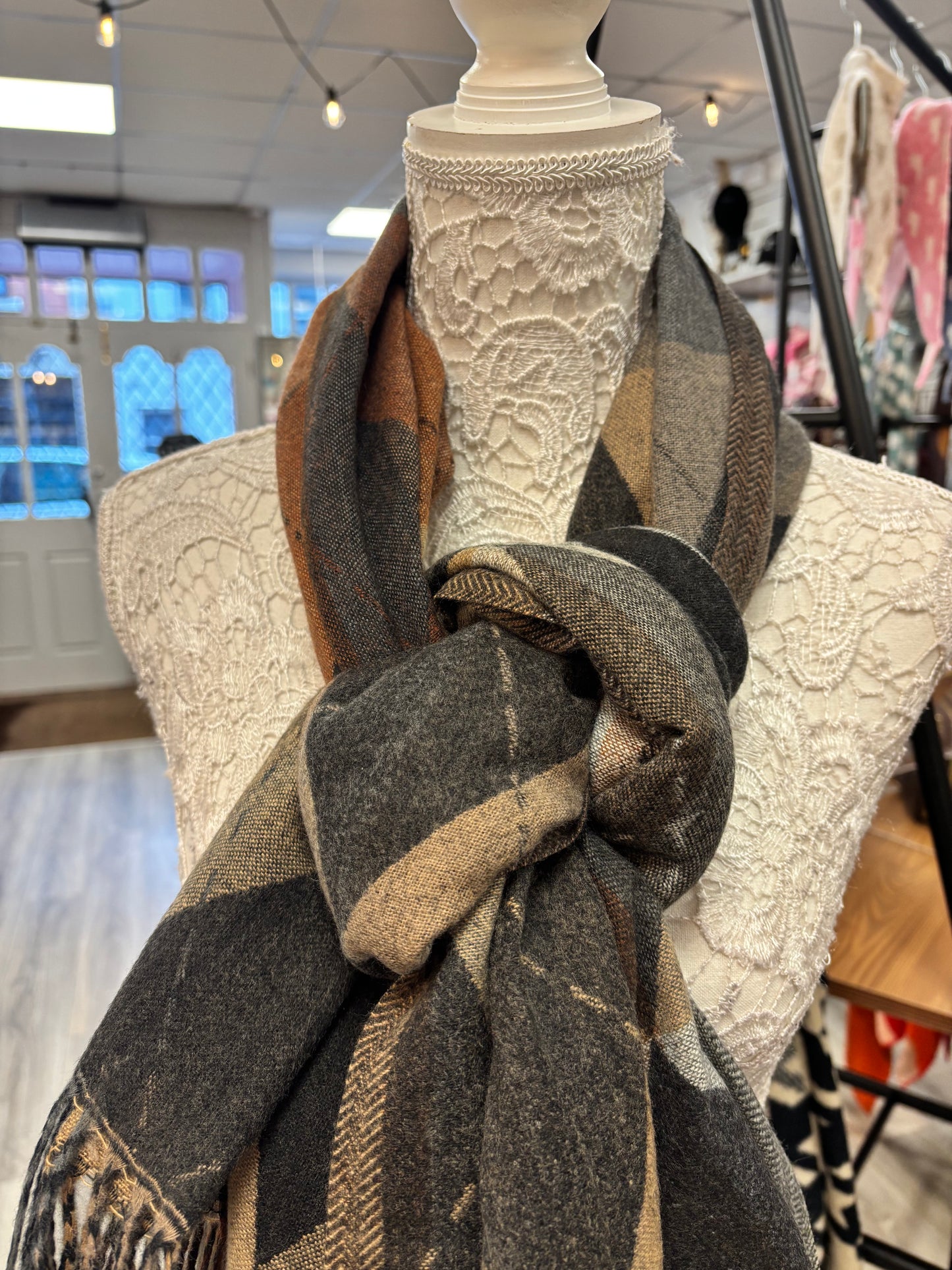 Wren brown/grey mix Argyle patterned scarf