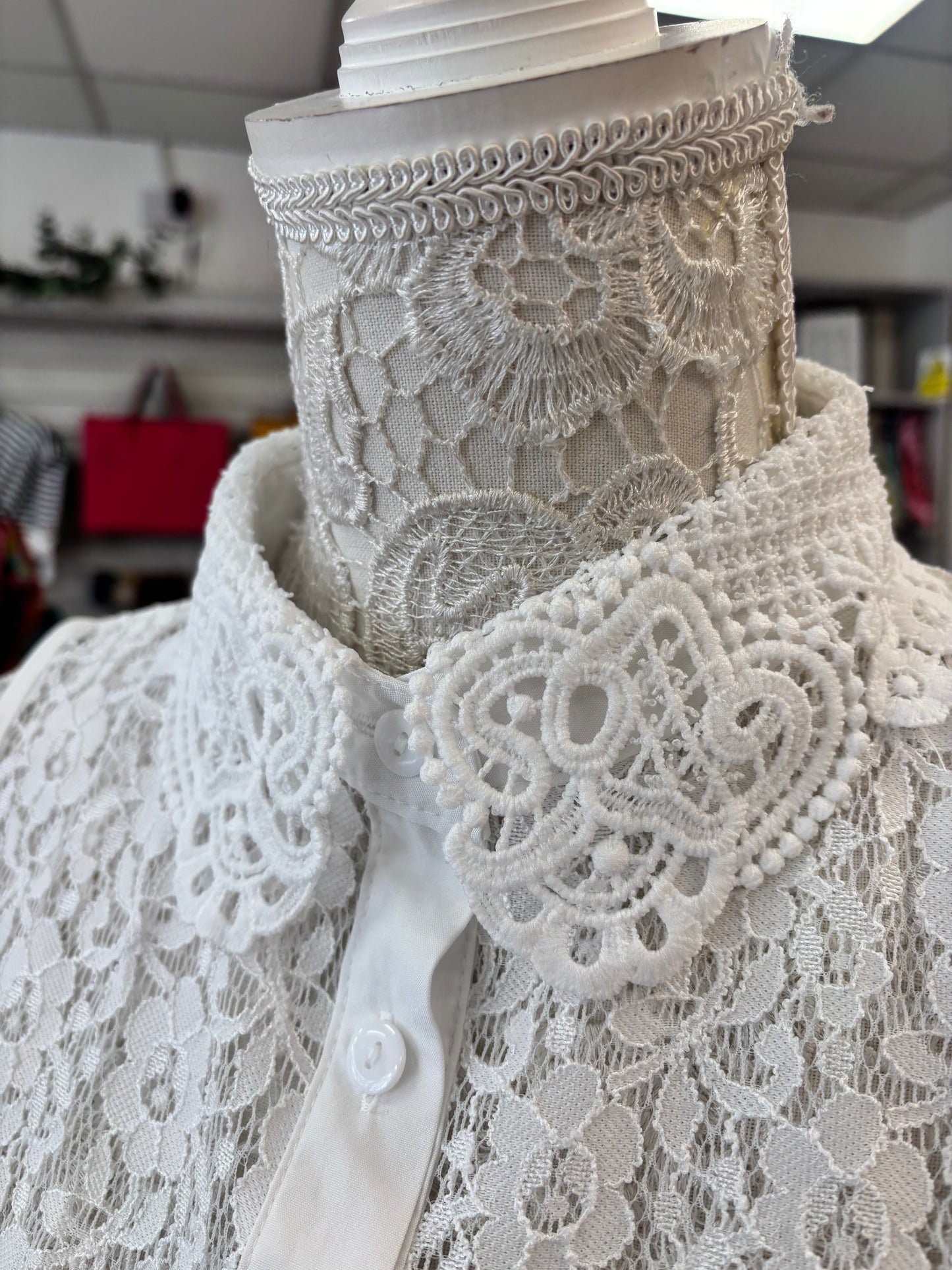 Betsy lace mock collar