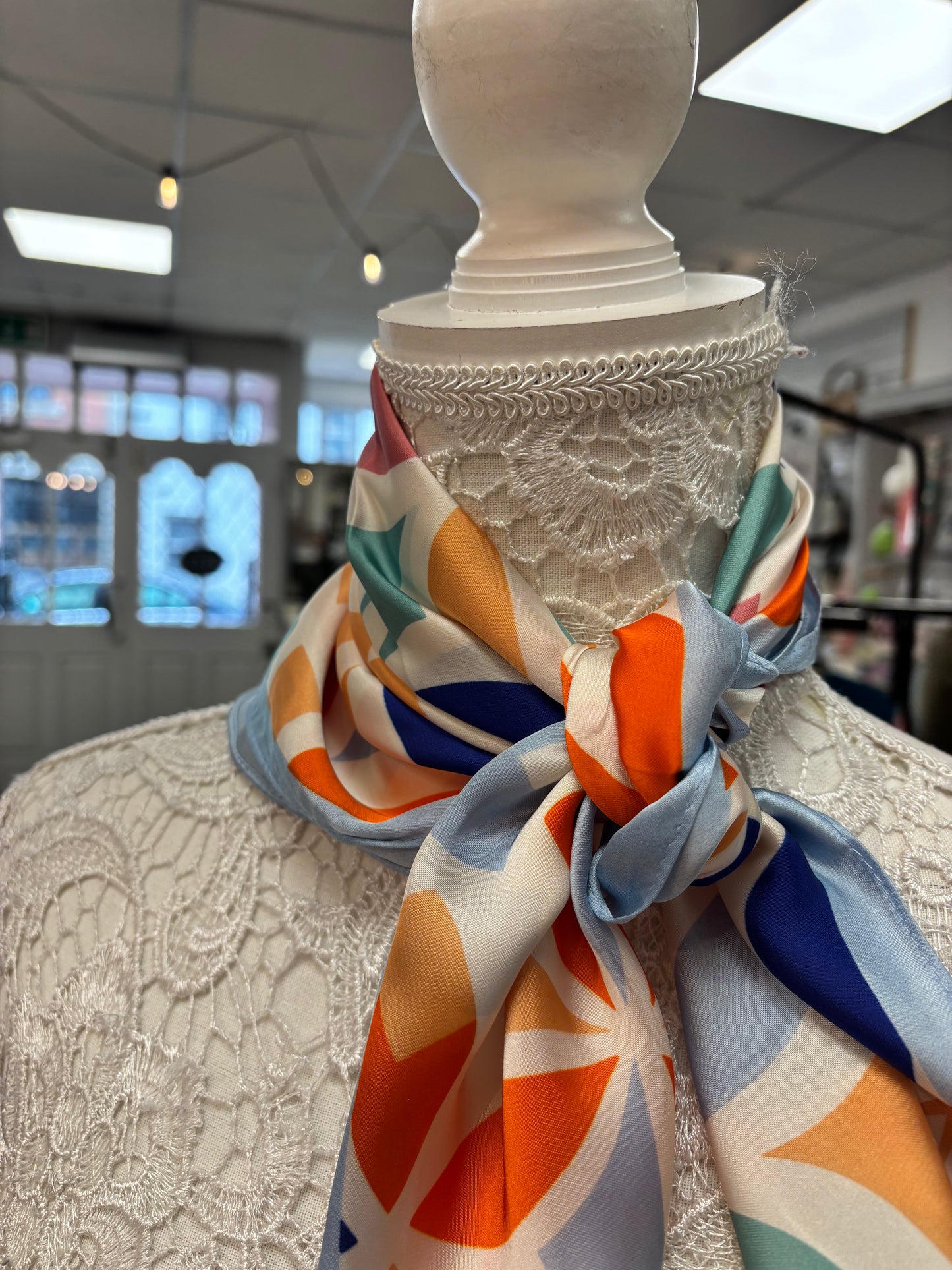 Heidi neck scarf