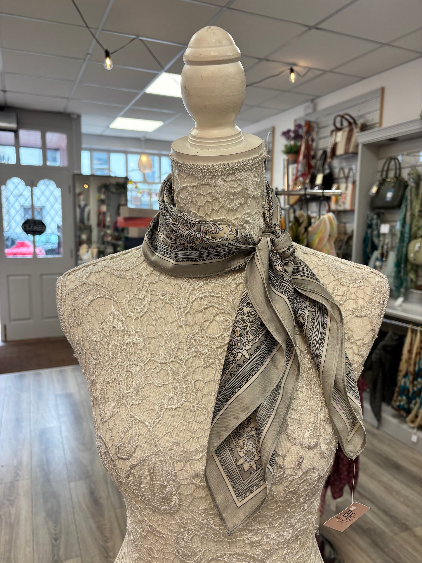 Priscilla Scarf