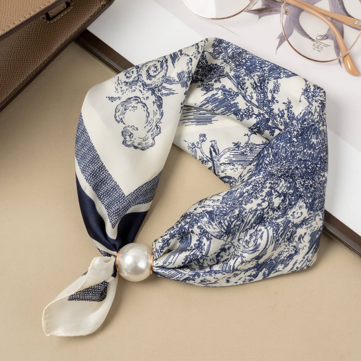 Maxine Magnetic pearl polyester scarf with pastoral blue toile print