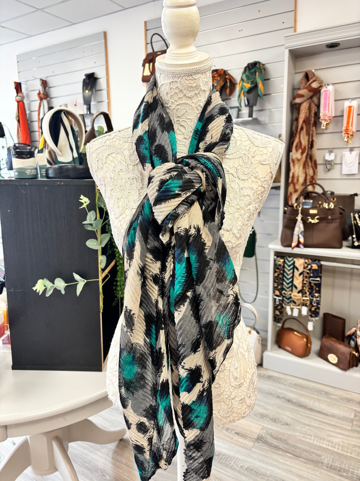 Mona pleaded animal print scarf