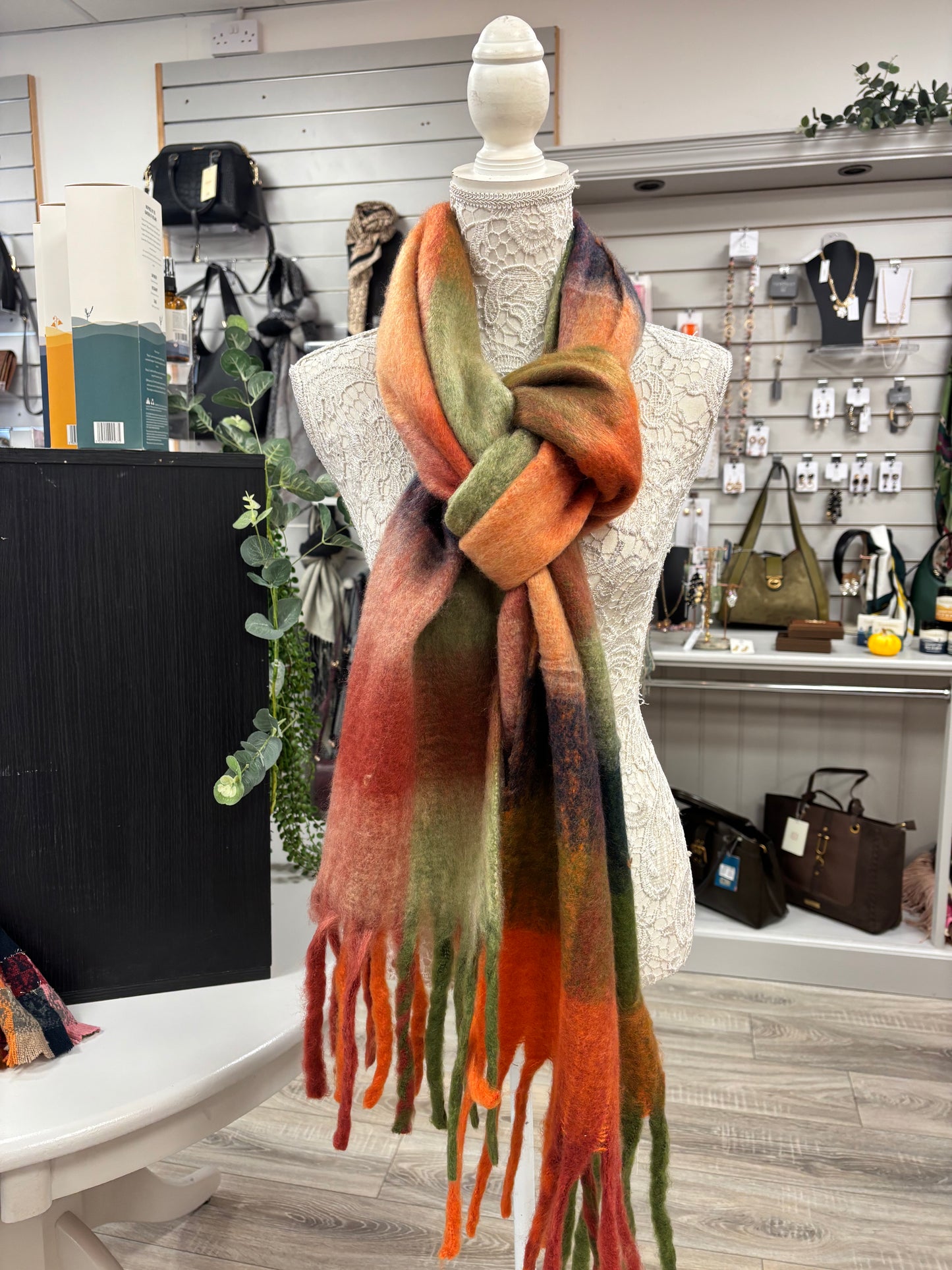 Remi chunky blanket scarf