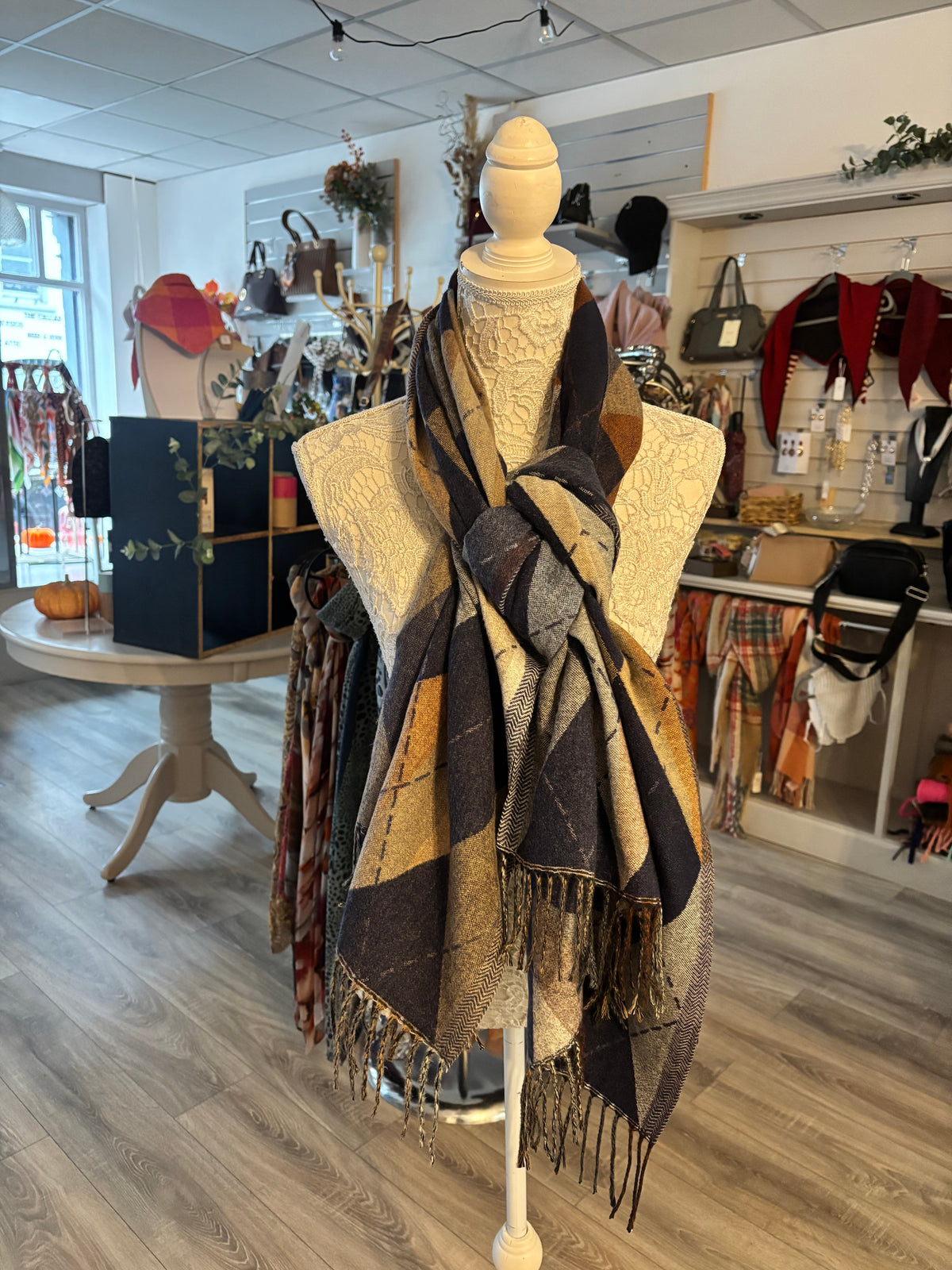 Wren Navy mix Argyle patterned scarf
