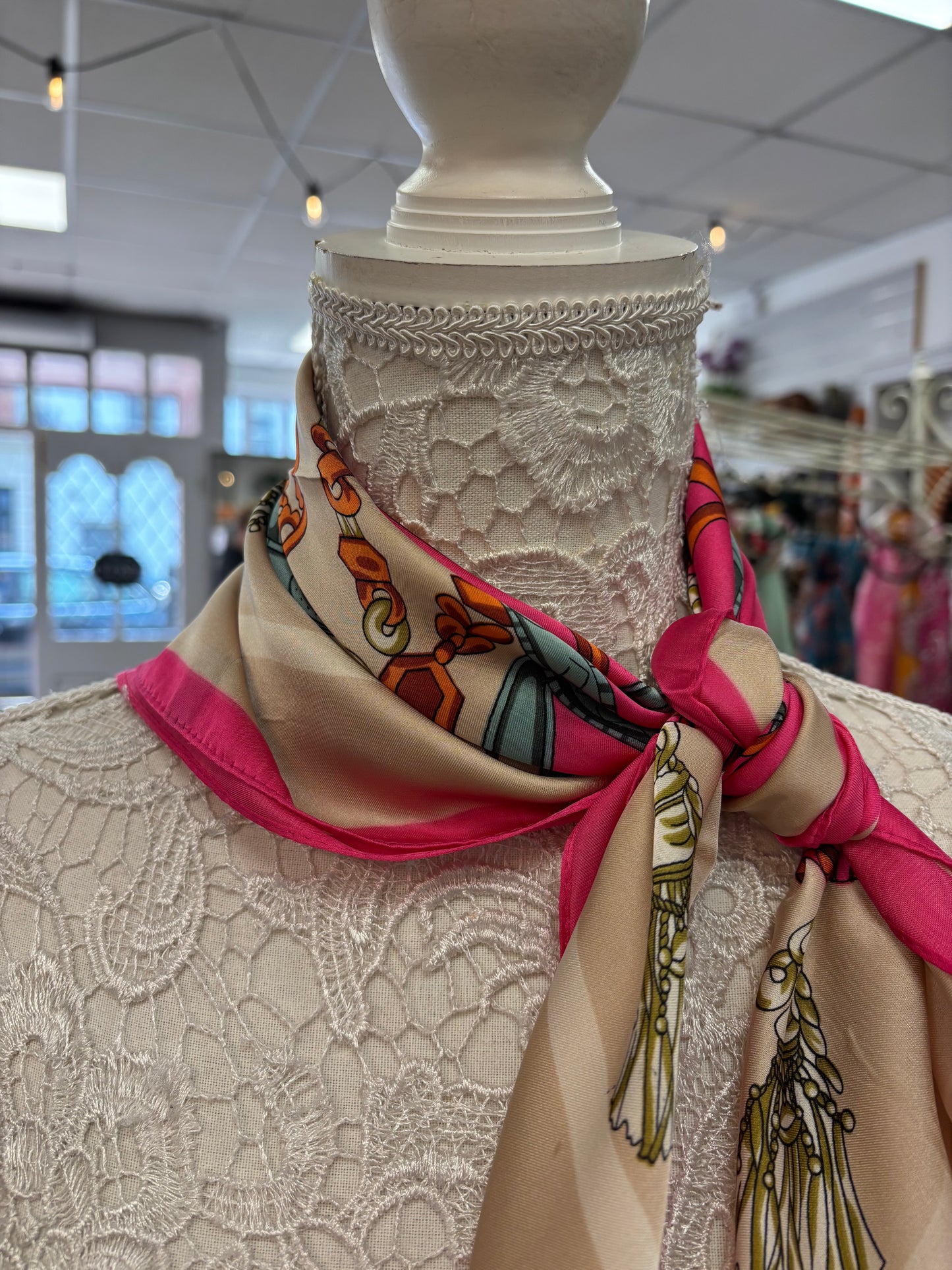 Bronagh neck scarf
