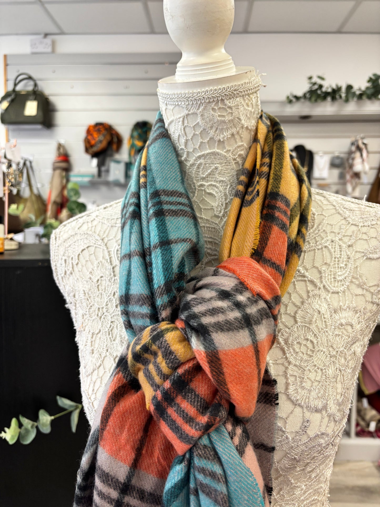 Perrie checked scarf