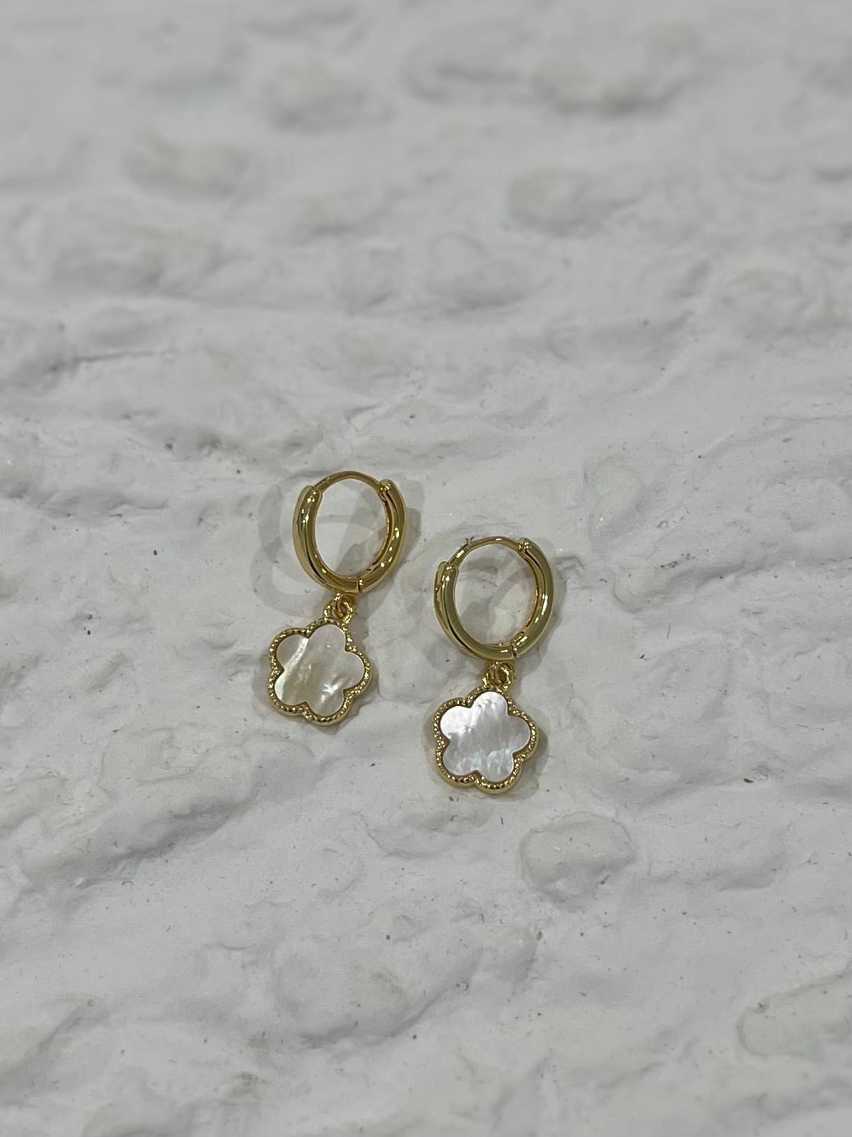 5 Petal Flower Huggie Earring in Mother of Pearl