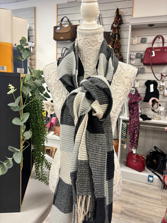 Rita Scarf
