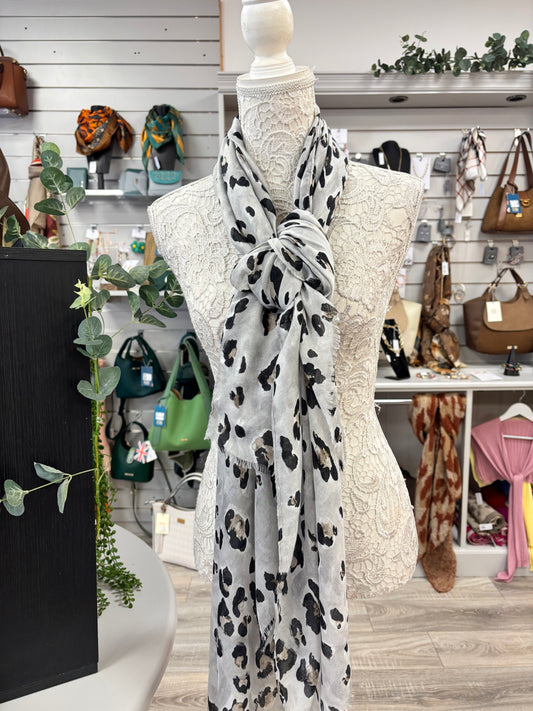 Raya Lightweight Scarf - Grey, Leopard Print
