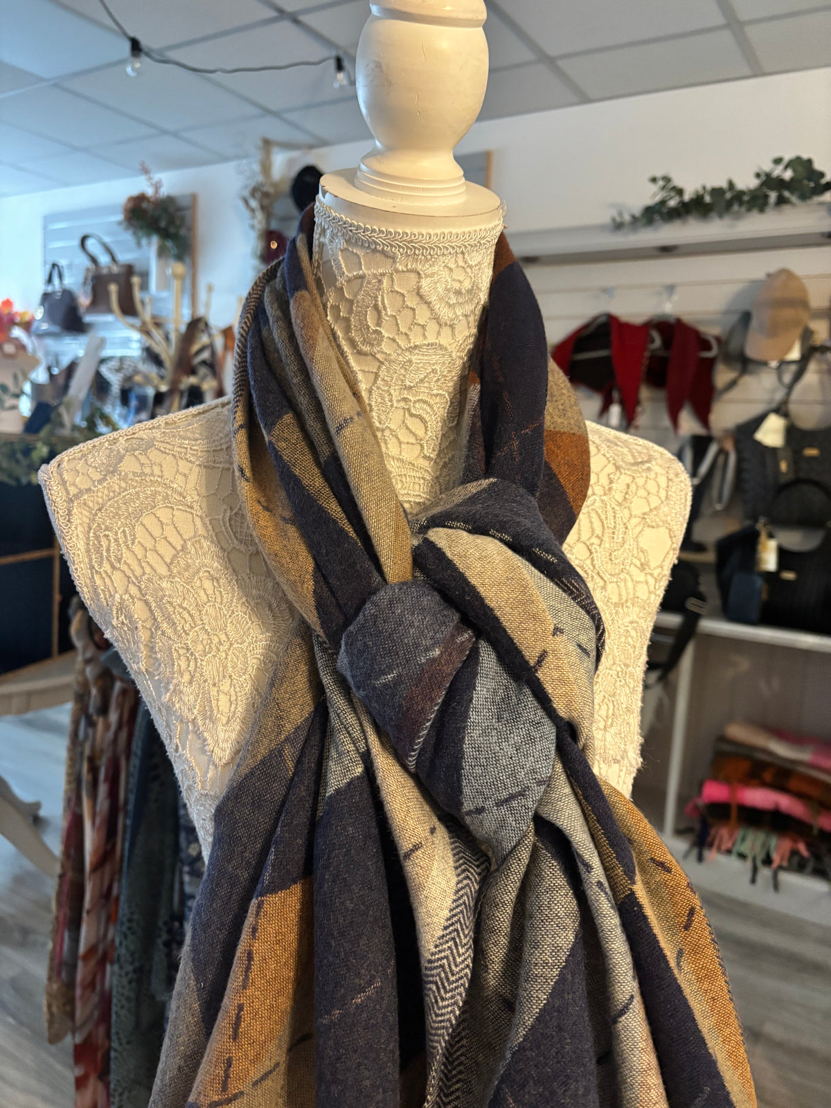 Wren Navy mix Argyle patterned scarf