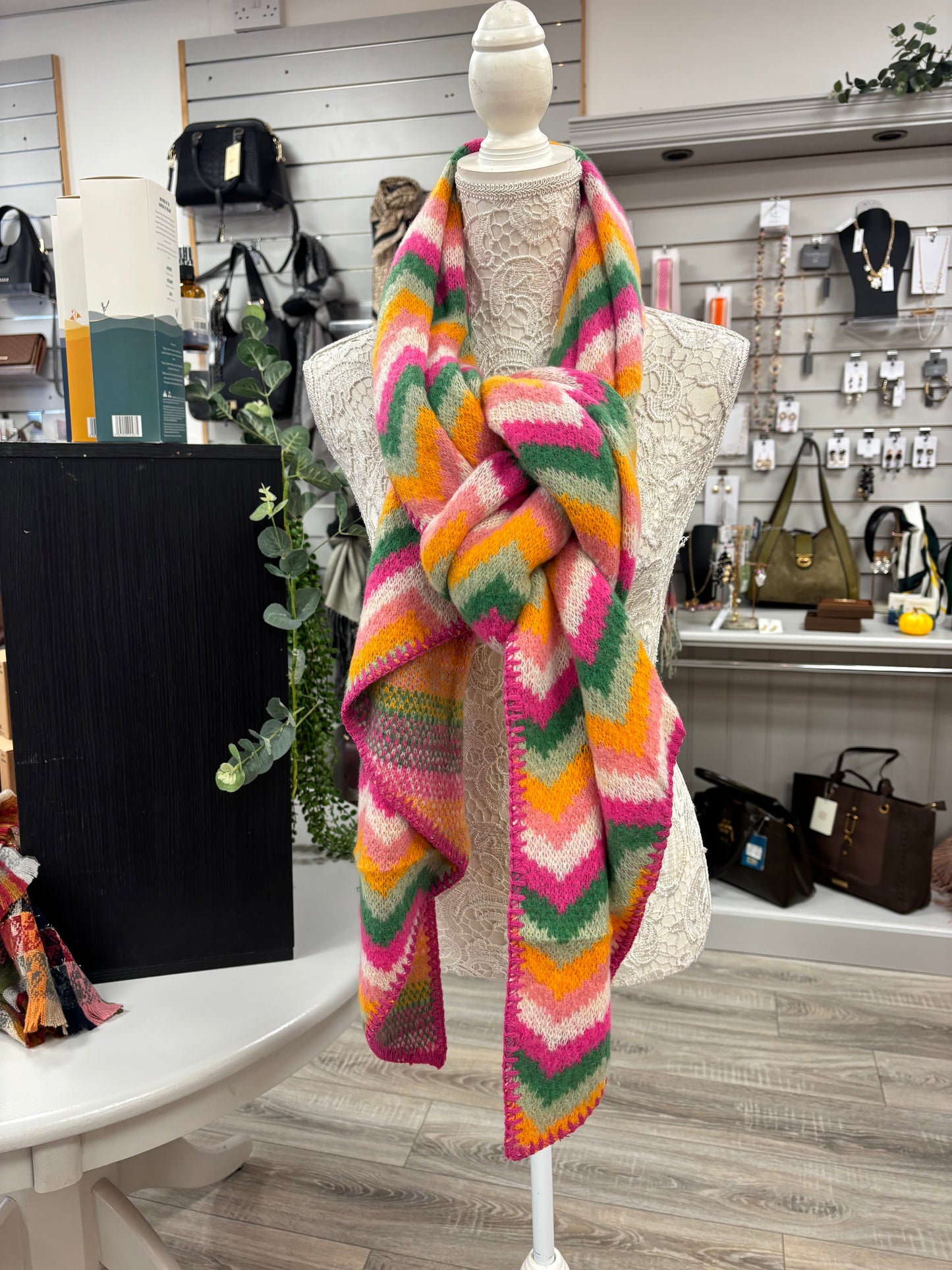 Roxie chevron scarf