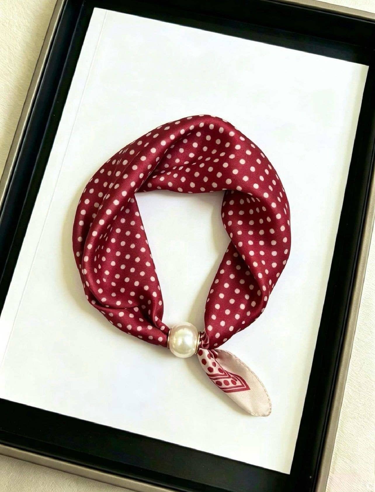 Chantelle dotty scarf