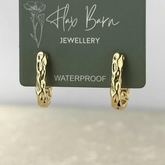 Oblong Dimpled Huggies Tarnish Resistant