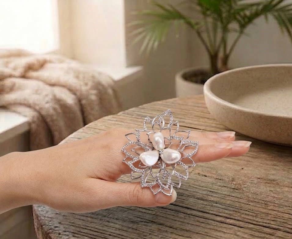 Sparkle Floral Brooch – Silver
