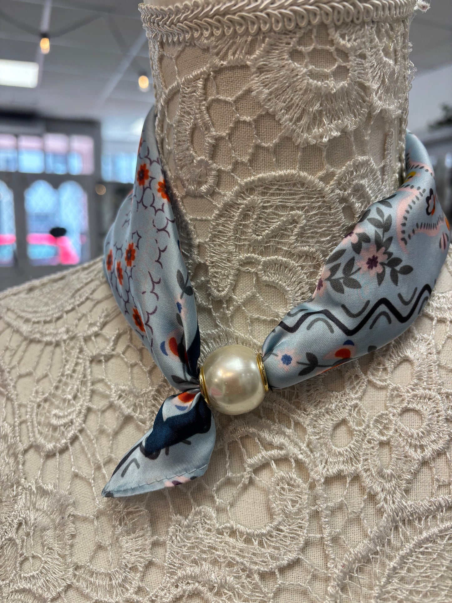 Zinia magnetic pearl scarf/necklace
