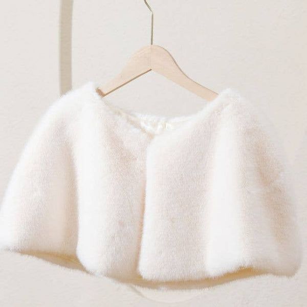 Sleeveless Faux fur shrug