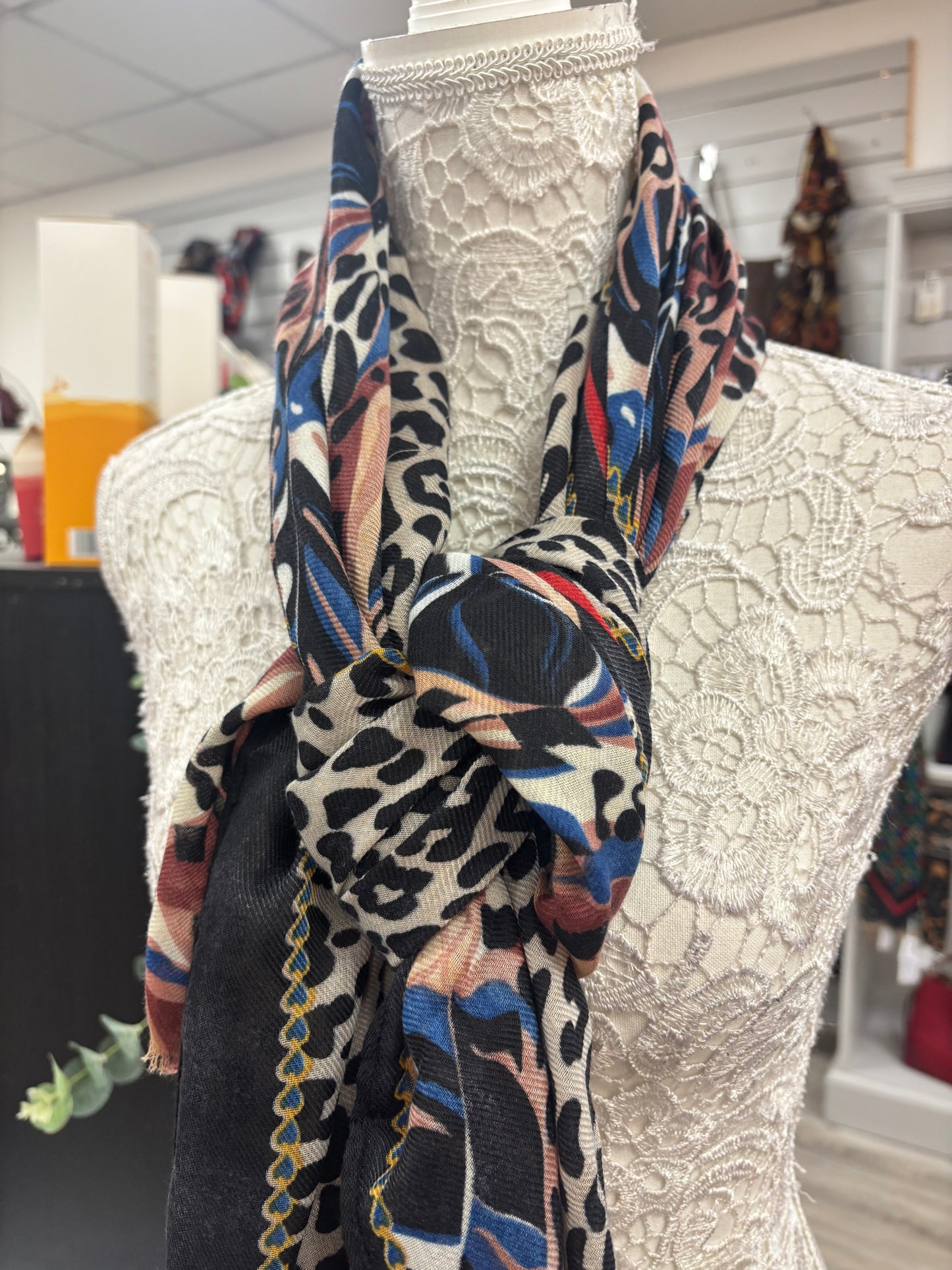 Mea modern print Scarf