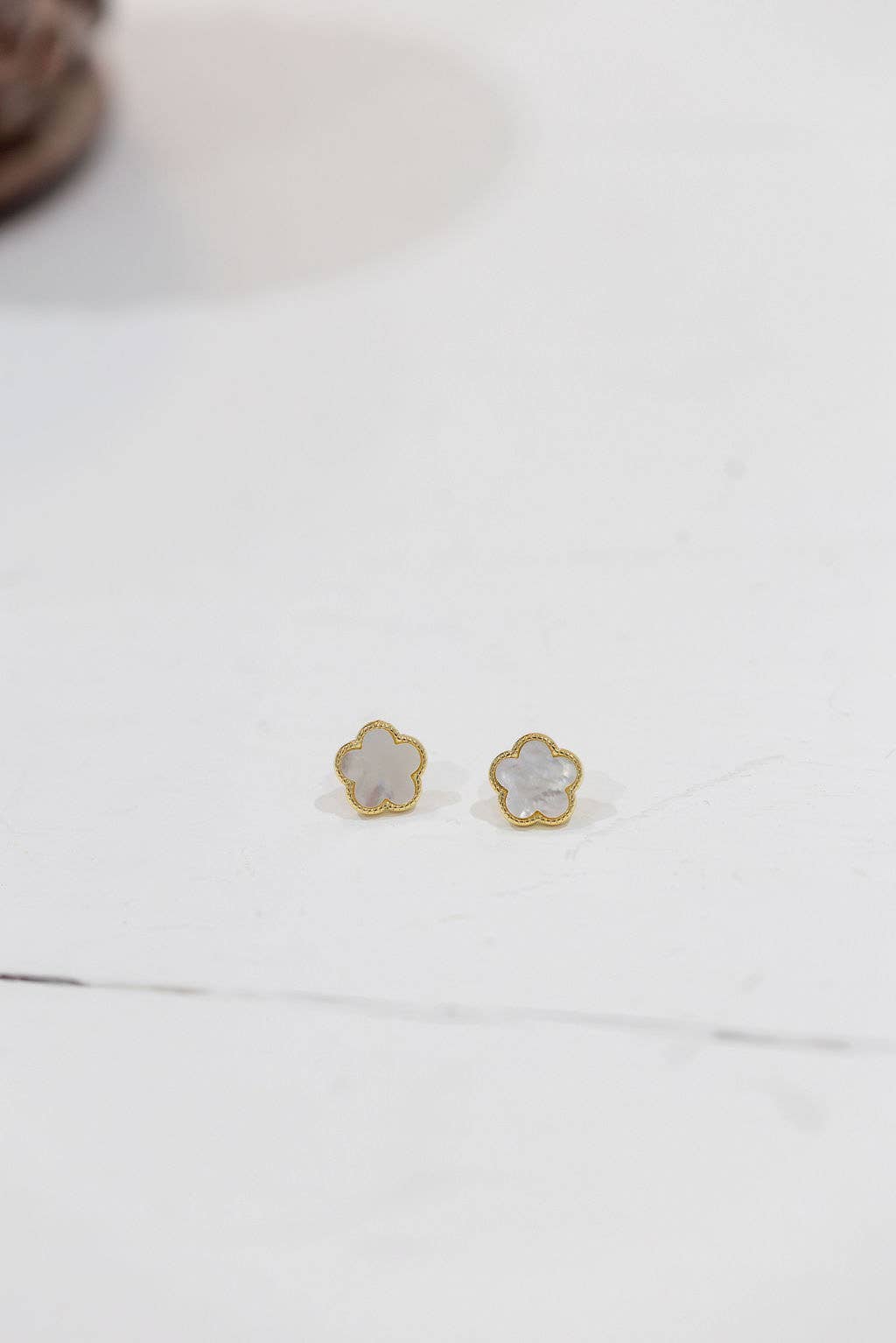 5 Petal Flower Stud Earring in Mother of Pearl