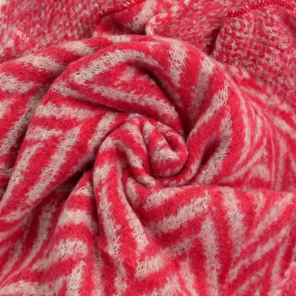 Jay Red/White Asymmetric Chevron Heavyweight Scarf