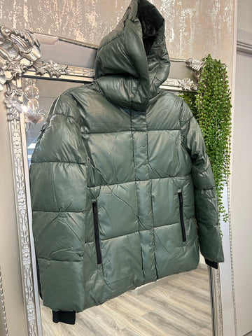 Zoe Short Puffer Coat