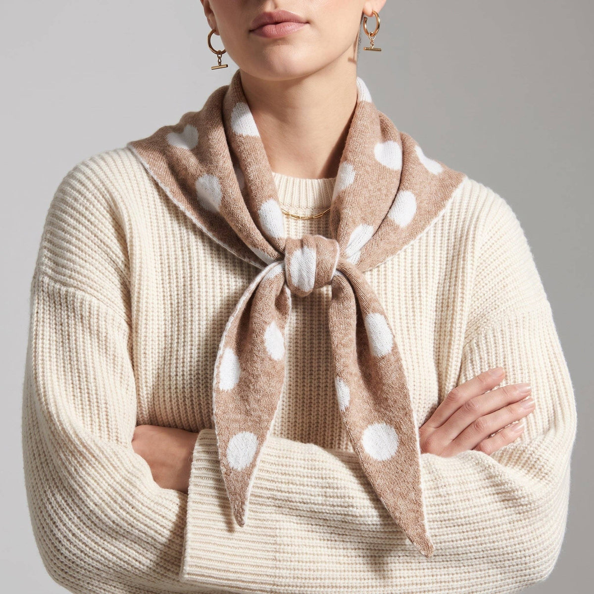 Sheila Spotted Triangle Heavyweight Scarf in Beige/Cream
