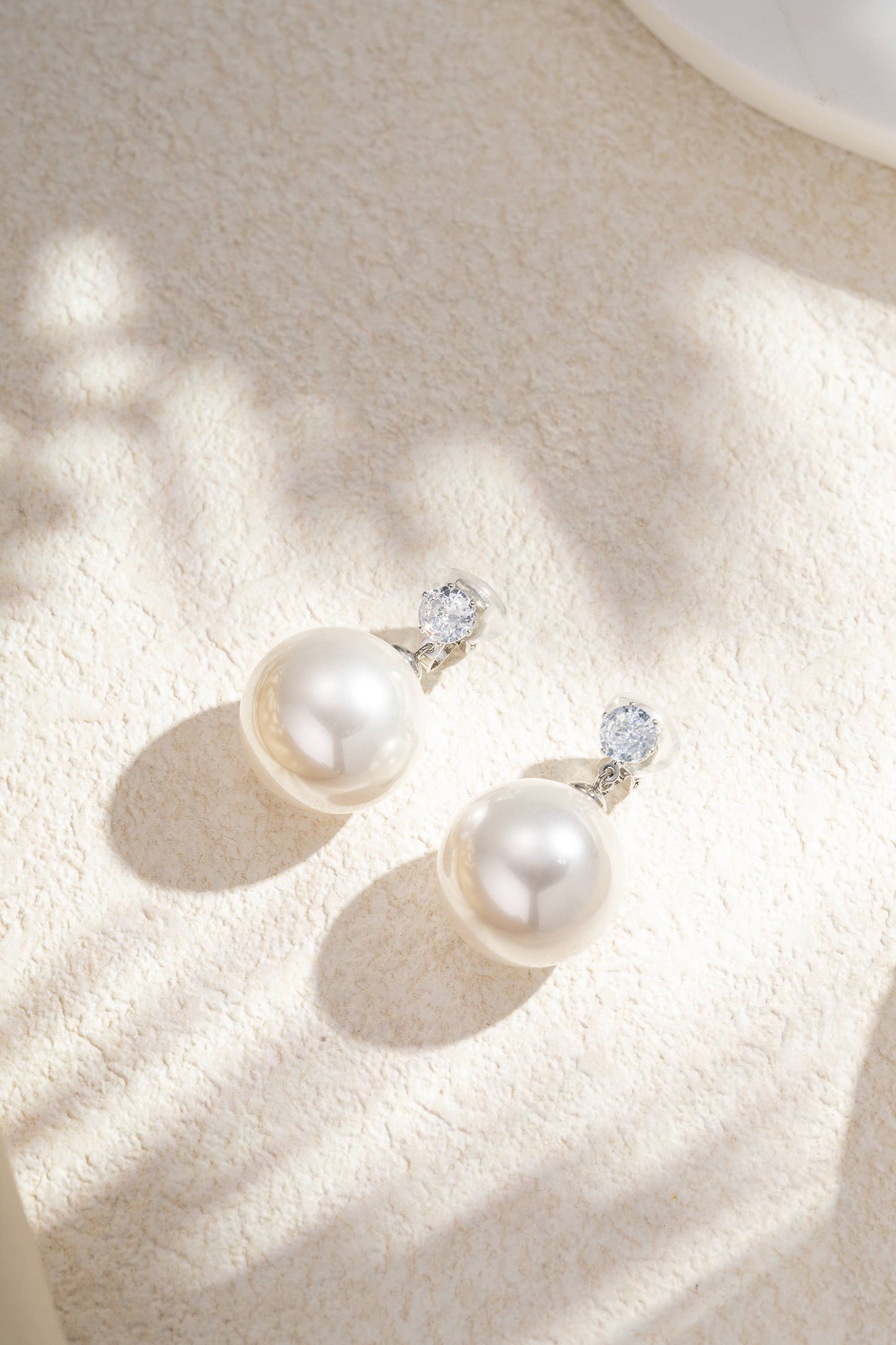 ELLE Elegant Classic Chic Pearl Rhinestone Clip Earrings XL Pearl!