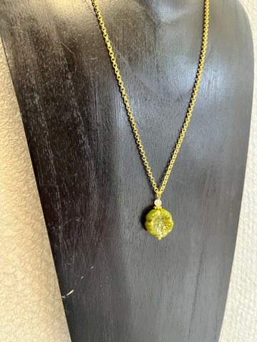 Pansy Prehnite Chain Necklace