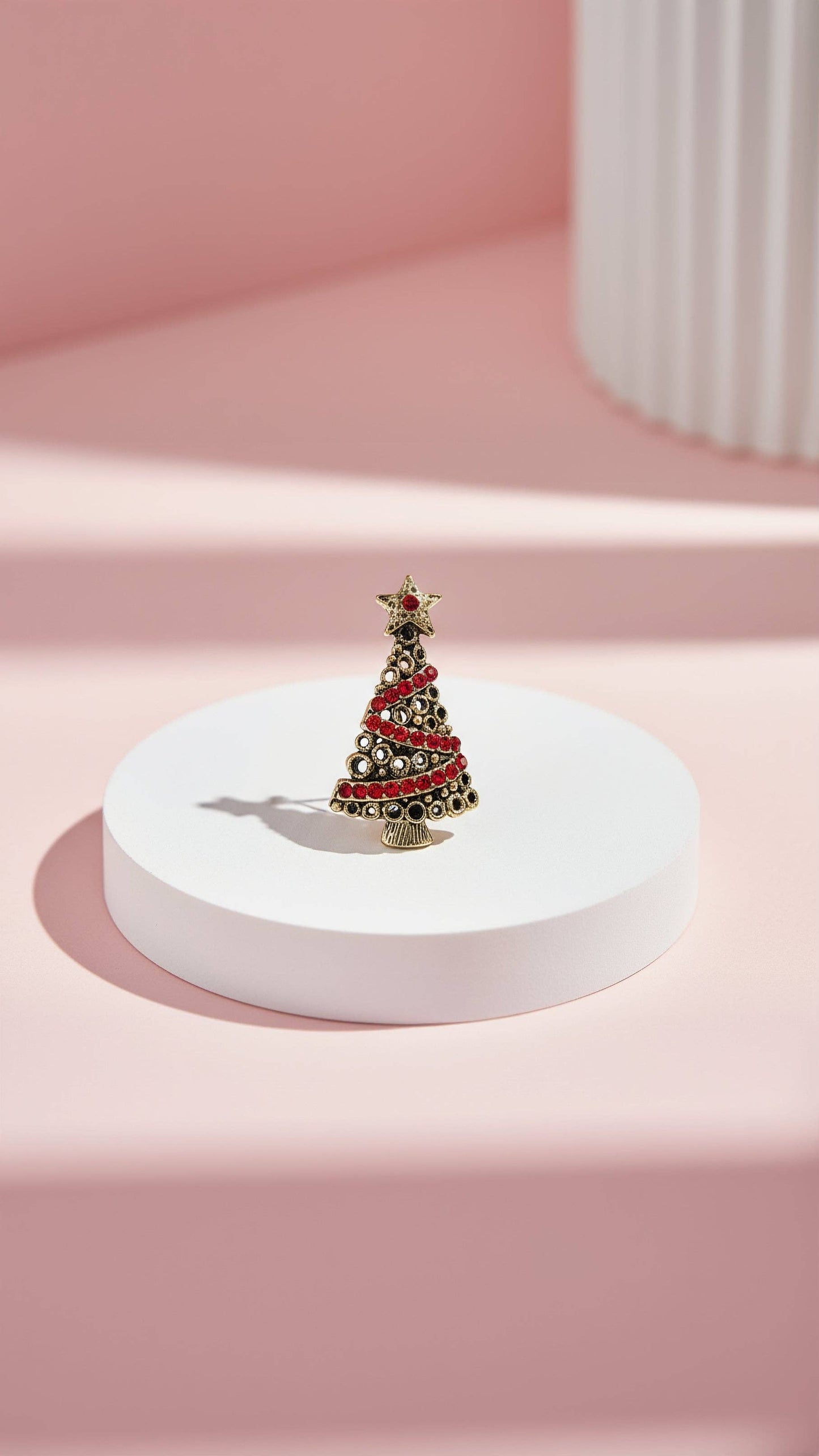 Bronze Christmas Tree With Star Festive Brooch
