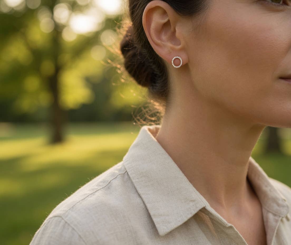 Crystal Detailed Circle Earrings – Gold
