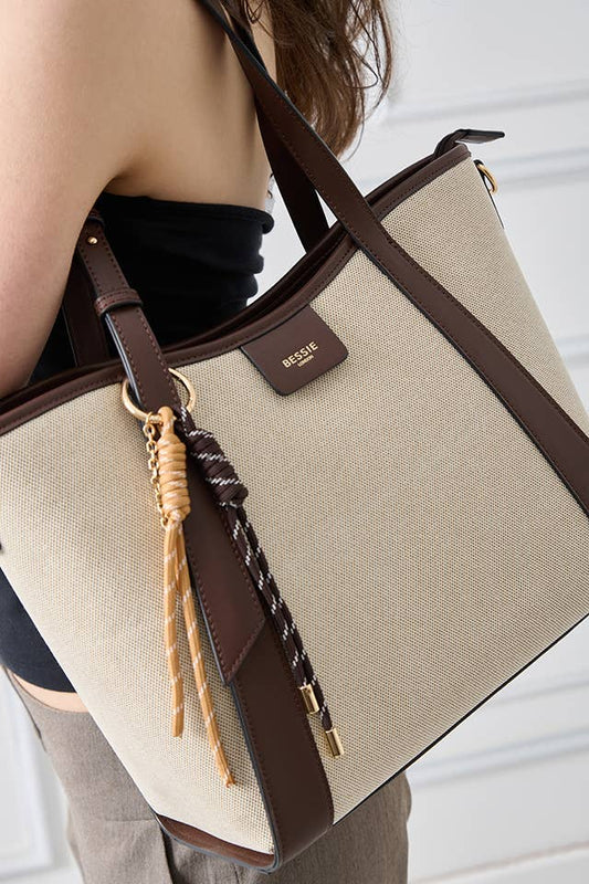 Chelsea CASUAL CHIC SHOPPER WITH TASSEL