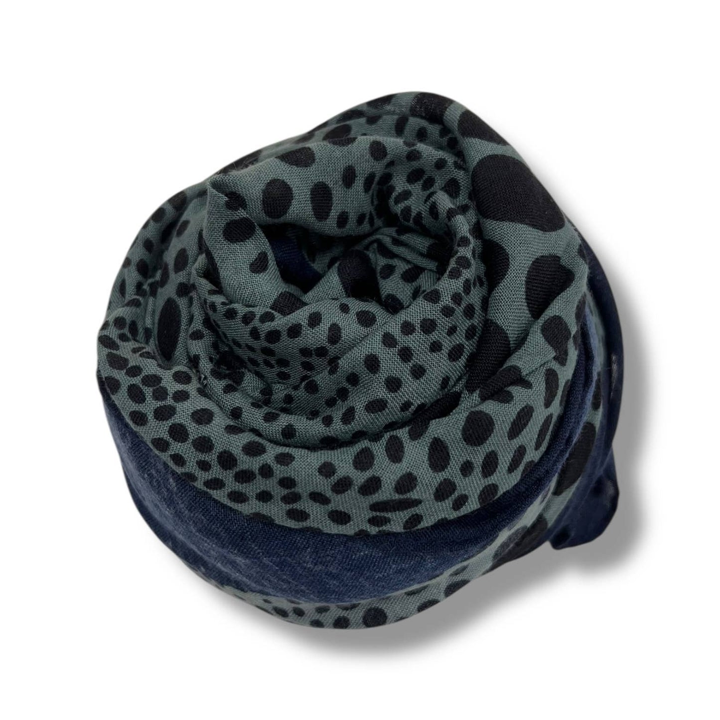 Freya Leopard dots print scarf
