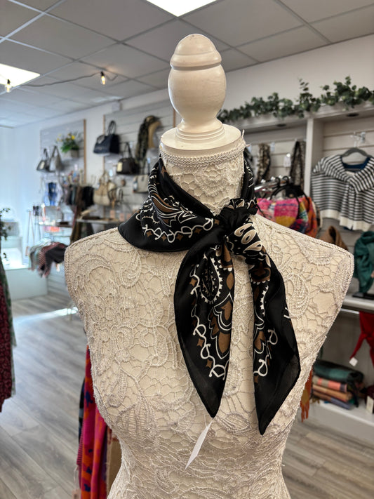 Jasmine neck scarf