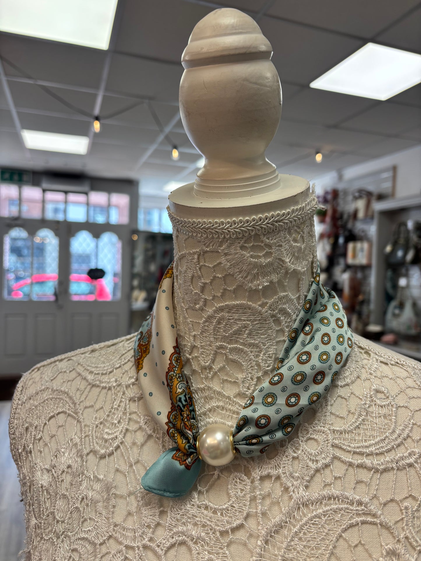 Talia magnetic pearl scarf/necklace