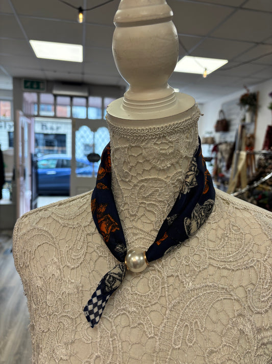 Perri pearl scarf