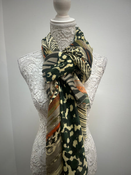 Winnie lightweight scarf